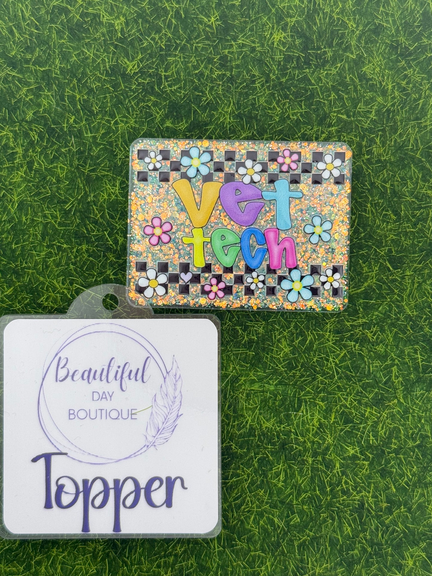 Vet tech-retro daisies