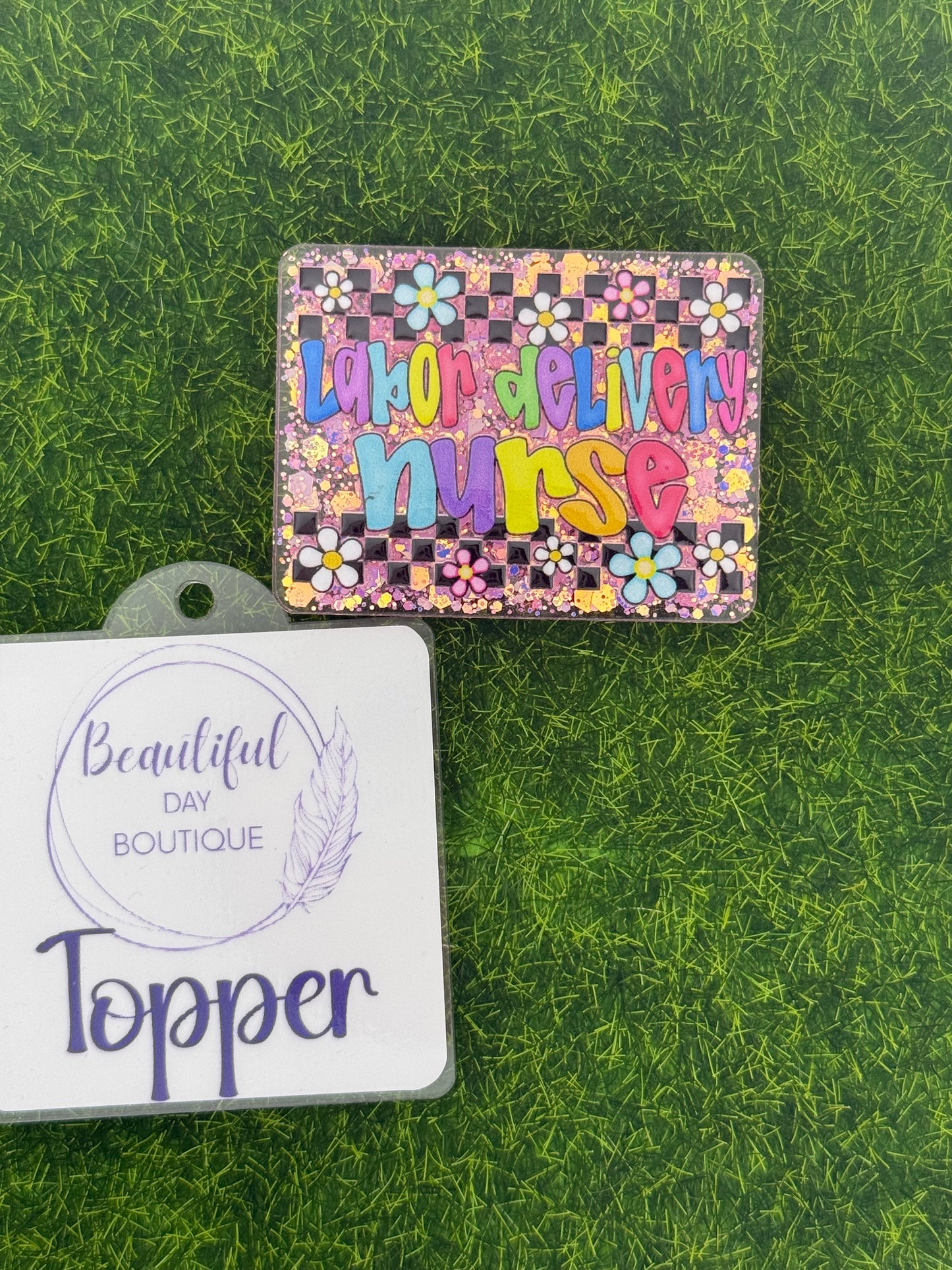 Labor Deliver nurse-retro daisies