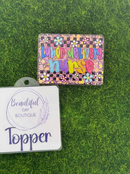 Labor Deliver nurse-retro daisies