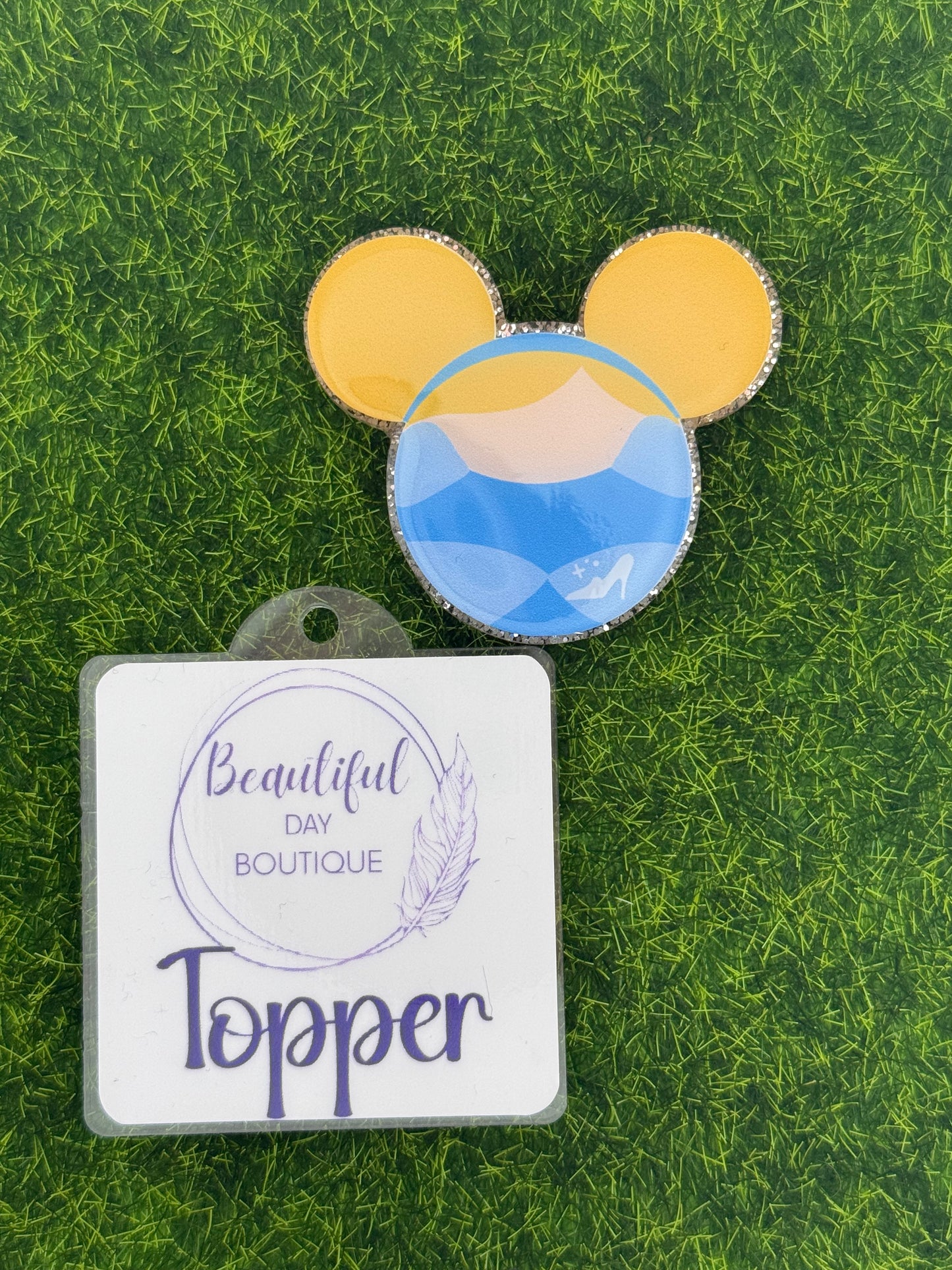 Mouse ears-Cinder