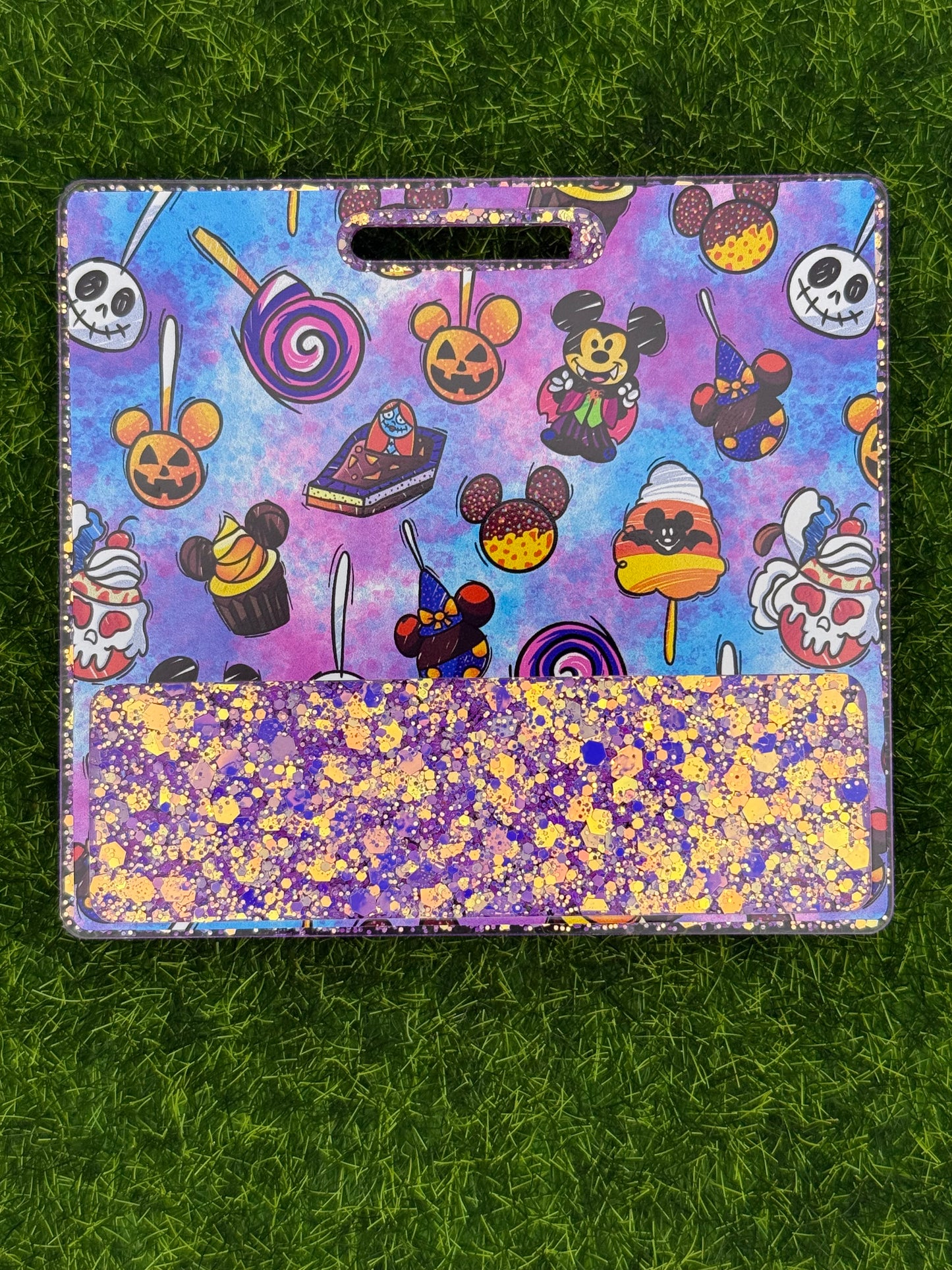 Mouse Halloween snacks-Badge Buddy