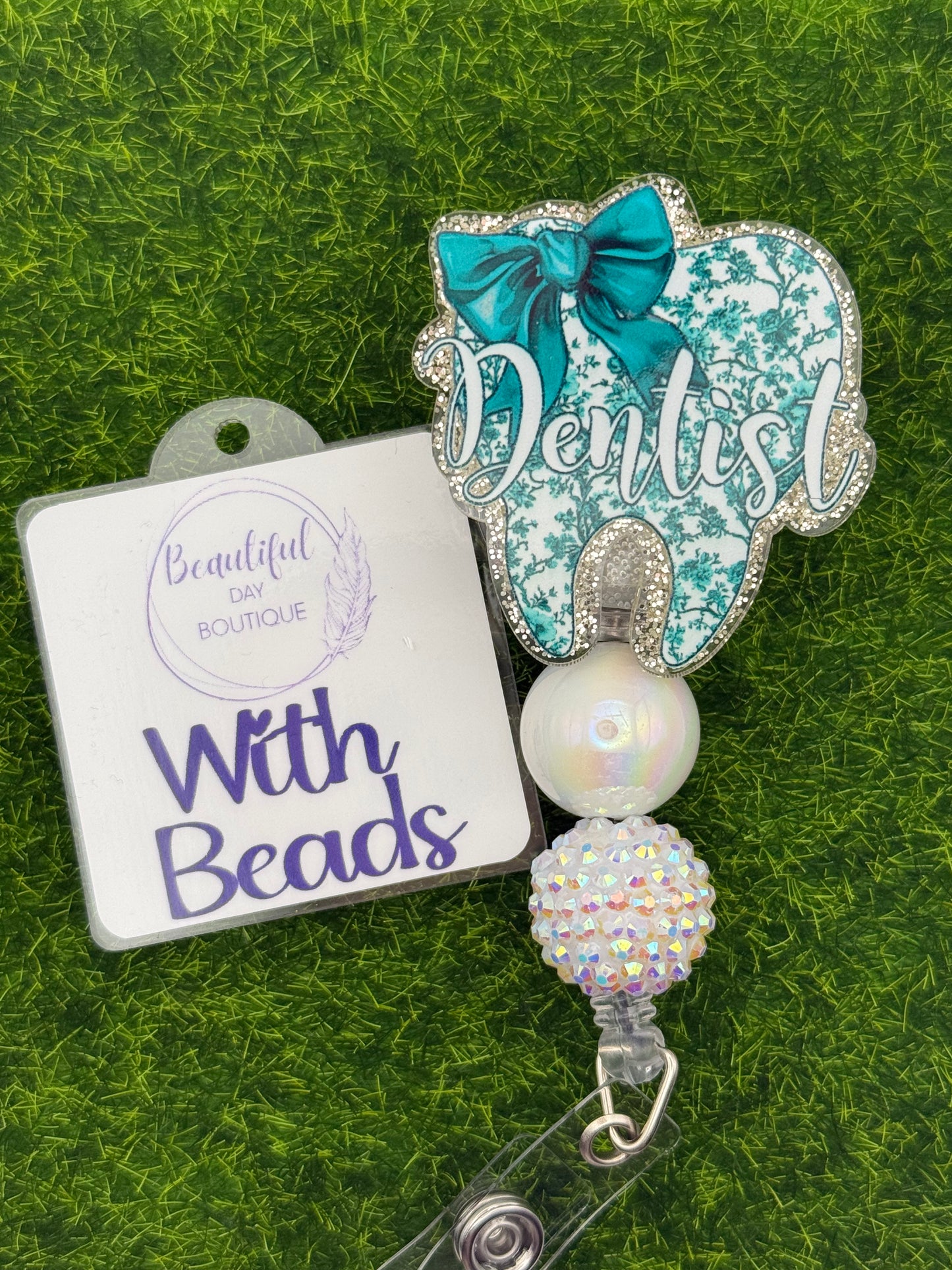 Dentist tooth teal