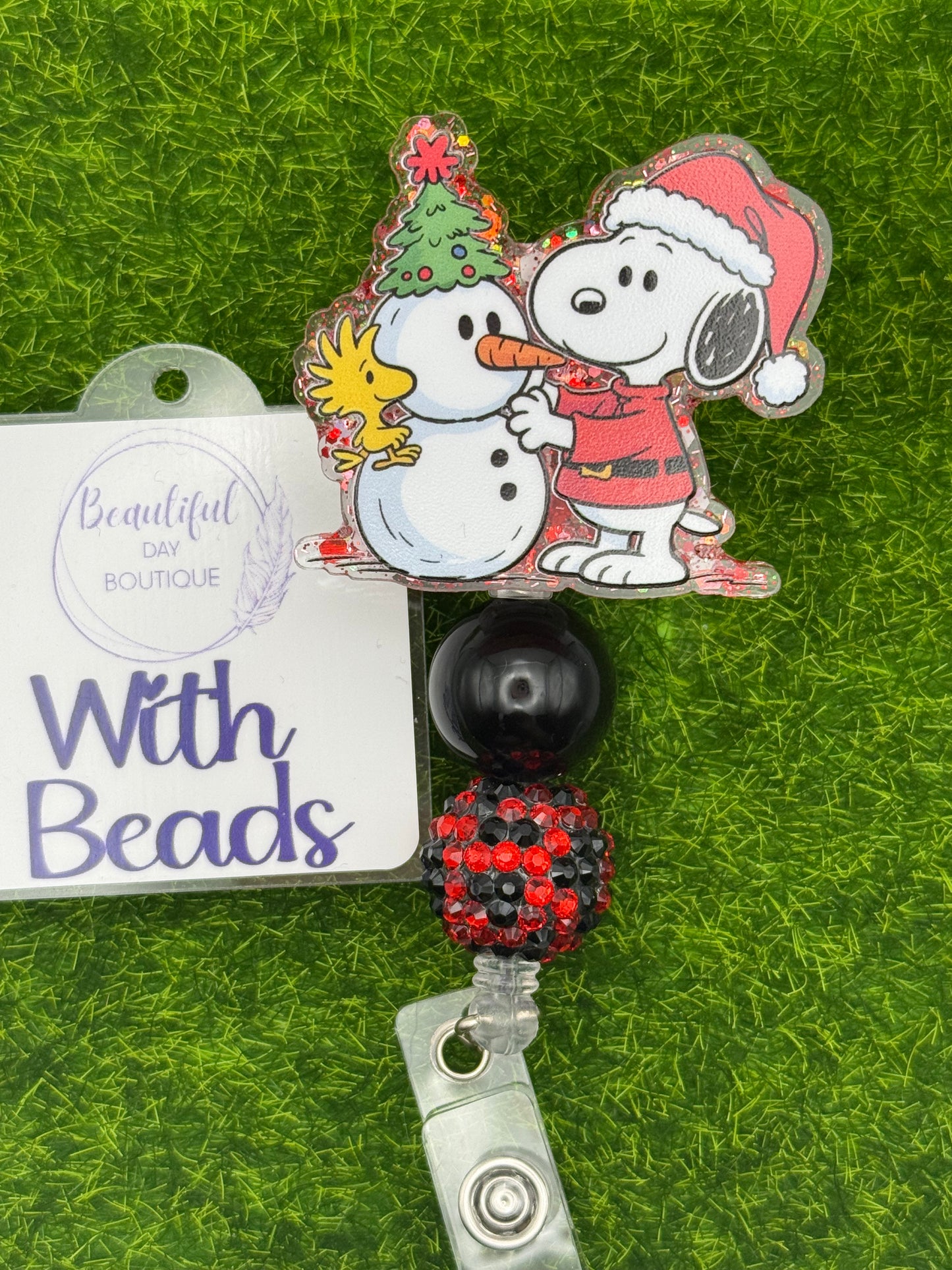 Beagle/wood. Snowman