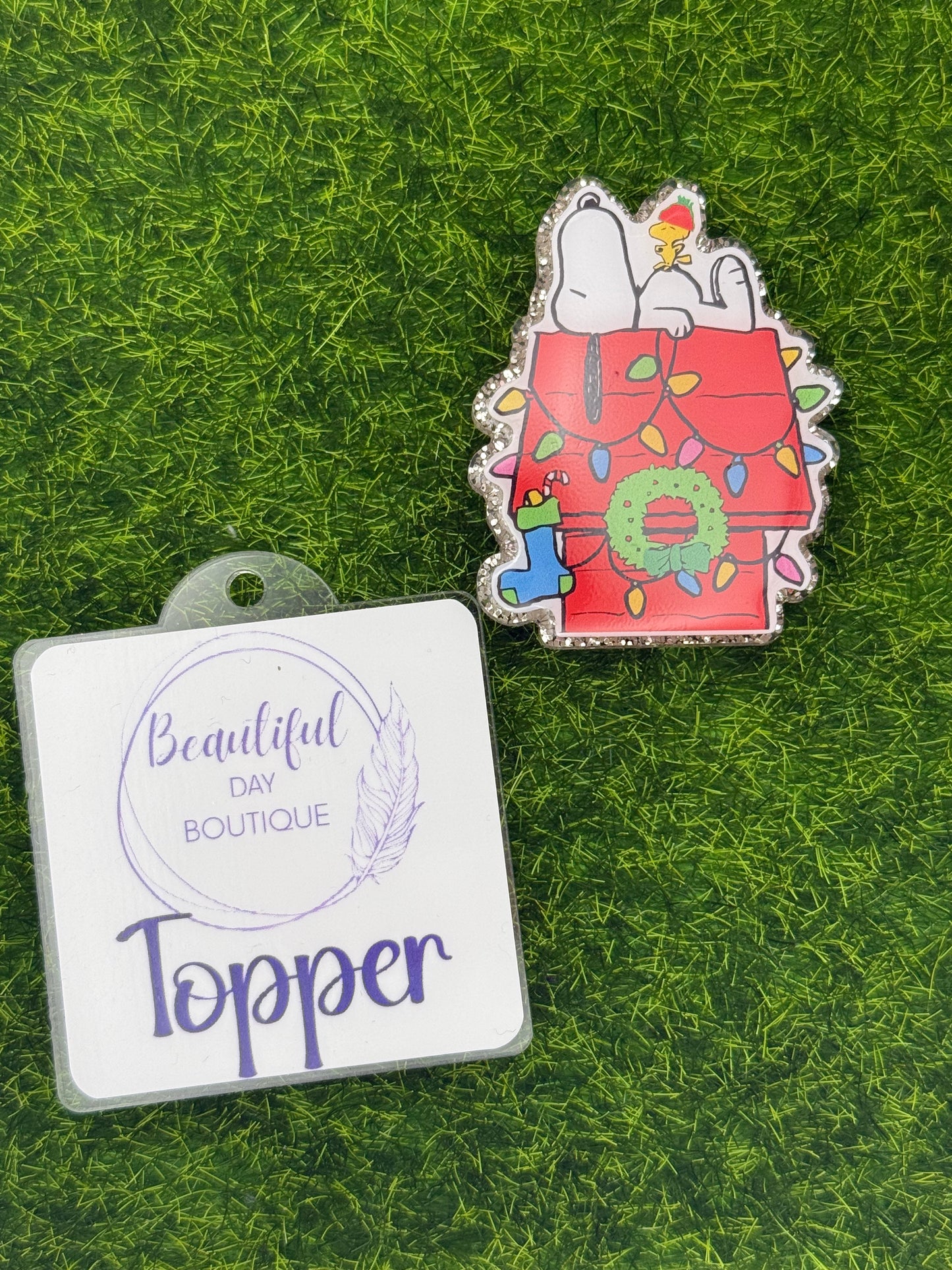Beagle on red house Christmas silver glitter