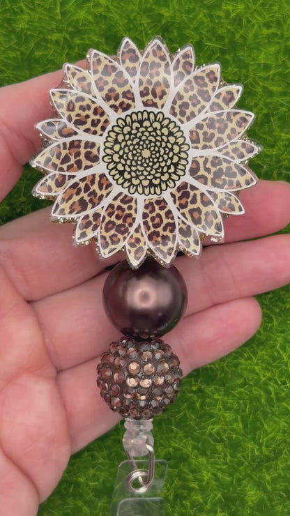 Leopard sunflower circle